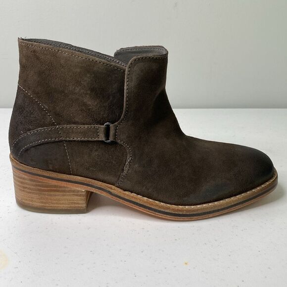 Diba True Suede Distressed Caspian Pull-On Bootie Low Stack Heel Square Toe - Picture 8 of 16